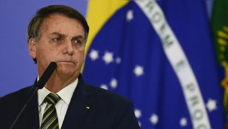 Imagem ilustrativa da notícia Bolsonaro fala em "injustiça" e diz que cumpre Constituição