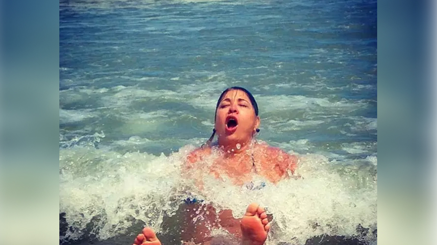 Roberta Miranda tenta acrobacia no sexo e vai pro hospital - DOL