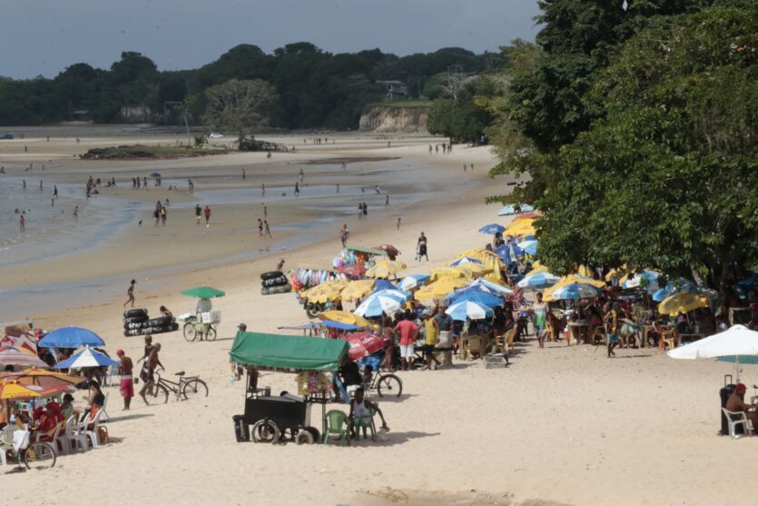 
        
            Outeiro tem feriado da Independência de praias tranquilas 
        
    