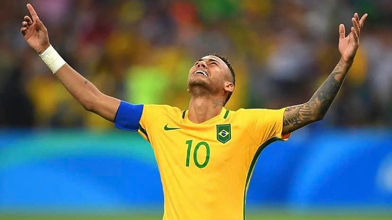 Justiça mantém multa a Neymar por sonegação e diminui dívida