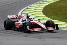Kevin Magnussen conquistou a pole position para a Sprint, corrida classificatória para o Grande Prêmio de São Paulo, penúltima etapa da temporada 2022 da Fórmula 1.