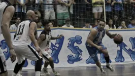 Basquete volta com público. Esporte movimentou o fim de ano