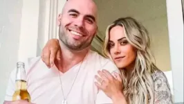 Mike Caussin e a atriz Jana Kraumer eram casados desde 2015