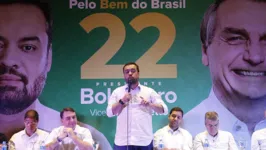 Castro durante campanha para o governo do Rio