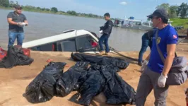 Cinco pessoas morreram e outras seis foram resgatadas com vida.