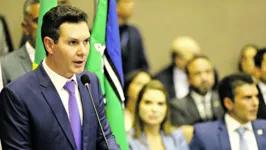 Posse de Jader Filho como ministro das Cidades teve momentos de emoção durante discurso