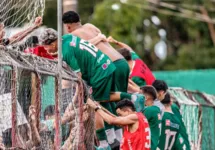 Jogo teve confusão entre jogadores e no fim, a Lusa levou a melhor