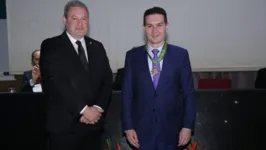 Diretor-presidente do Grupo RBA, Jader Barbalho Filho foi homenageado com comenda do MPPA