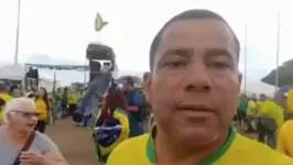 Homem utilizou argumentos homofóbicos para tentar convencer seguidores