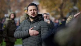 Volodimir Zelensky durante uma visita à cidade libertada de Kherson, em 14 de novembro de 2022