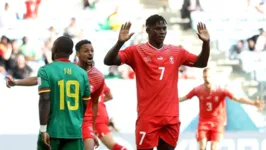 Embolo não comemorou o gol, por respeito ao seu país de nascença: Camarões