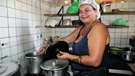 No box da cozinheira Tânia Ramos o prato feito é vendido a partir de R$ 20; e com açaí fica R$ 25