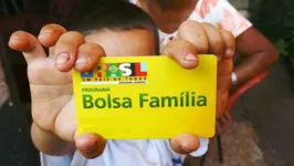 A PEC autoriza o governo do presidente eleito, Luiz Inácio Lula da Silva (PT), a excluir as despesas com o programa Bolsa Família
