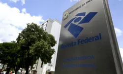 São 669 vagas, com salários ultrapassam R$ 21 mil.