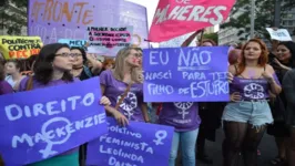Protesto a favor da descriminalização do aborto em São Paulo.