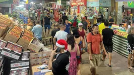 Cerca de 6 mil pessoas passaram pela Ceasa, na primeira noite do Varejão de Natal.