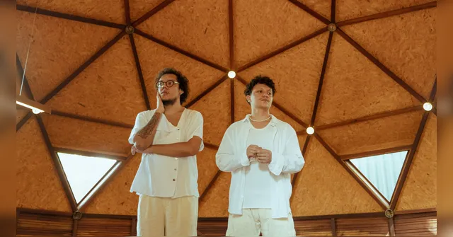 Imagem ilustrativa da notícia Reiner e Rasec lançam videoclipe "Vivo" e fazem show