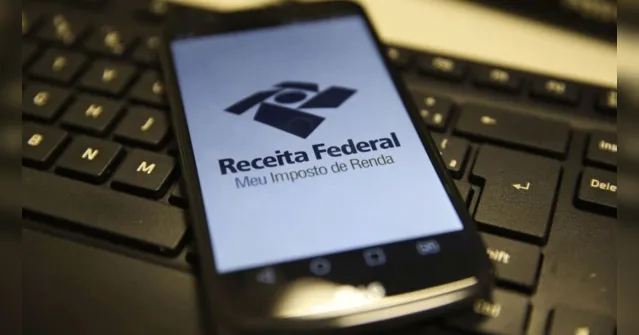 Imagem ilustrativa da notícia Receita paga hoje R$ 903 milhões em restituição do IR