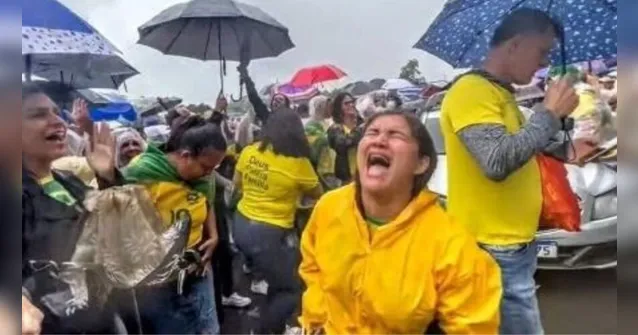 Imagem ilustrativa da notícia Bolsonaristas se recusam a acreditar no resultados das urnas