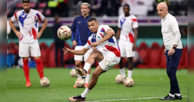 Imagem ilustrativa da notícia Bolada de Mbappé quase mata torcedor e vira quadro; veja!