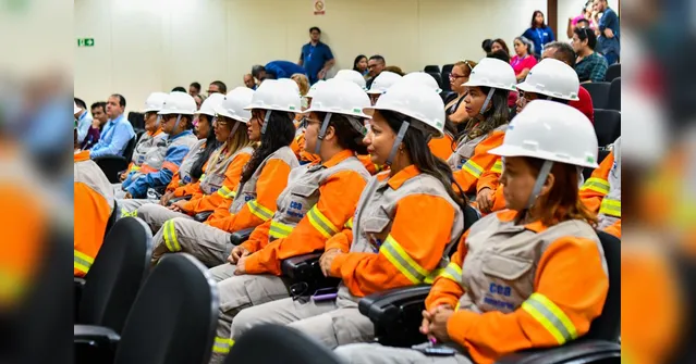 Imagem ilustrativa da notícia 1ª turma de eletricistas exclusiva para mulheres se forma