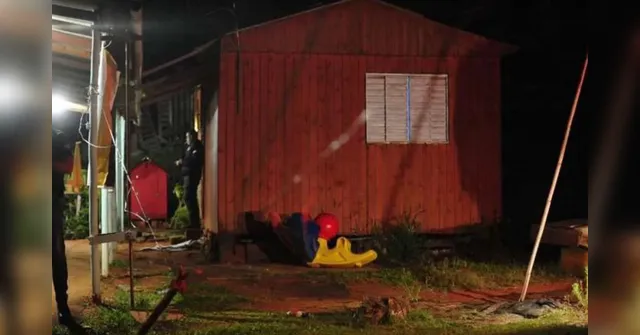 Imagem ilustrativa da notícia Vídeo: quatro crianças são encontradas mortas dentro de casa