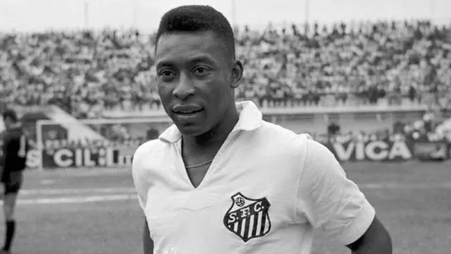 Imagem ilustrativa da notícia Santos homenageia Pelé em novo escudo. Veja!