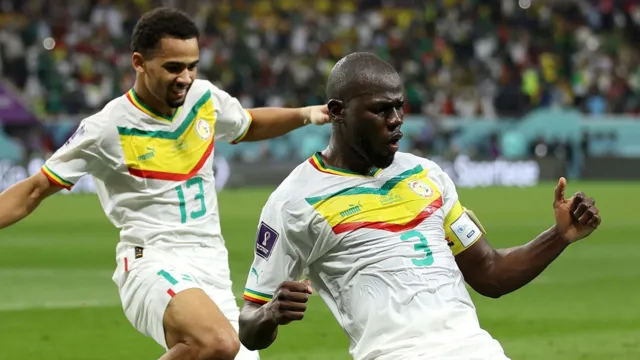Imagem ilustrativa da notícia Senegal e Holanda estão nas oitavas de final. Veja os gols!