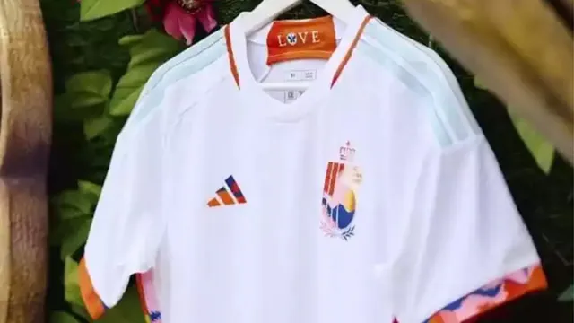 Imagem ilustrativa da notícia Fifa obriga Bélgica a tirar a palavra "amor" de uniforme