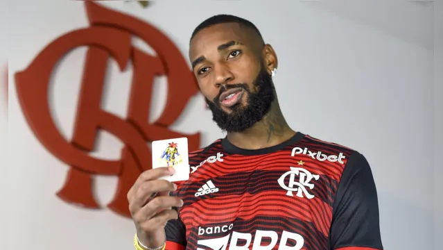 Imagem ilustrativa da notícia Gerson volta ao Flamengo de olho no campo e nos negócios