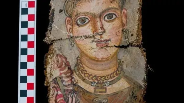 Imagem ilustrativa da notícia Arqueólogos acham 'retratos' de múmias pela 1ª vez no Egito 