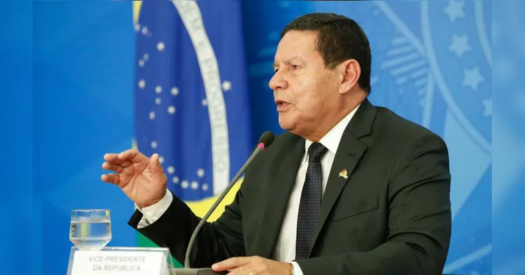 Imagem ilustrativa da notícia Mourão evita citar Lula e Bolsonaro em pronunciamento na TV