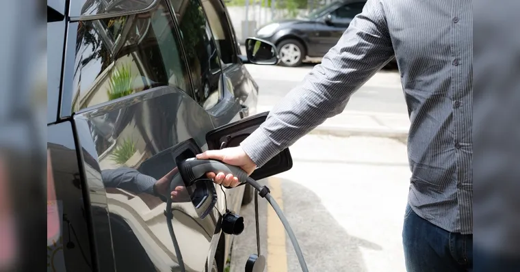 Imagem ilustrativa da notícia Carro elétrico é 10 vezes mais eficiente que um a gasolina
