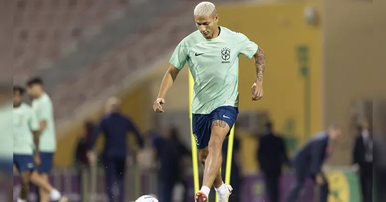 Imagem ilustrativa da notícia Vídeo: Richarlison e a missão da camisa 9 da seleção na Copa