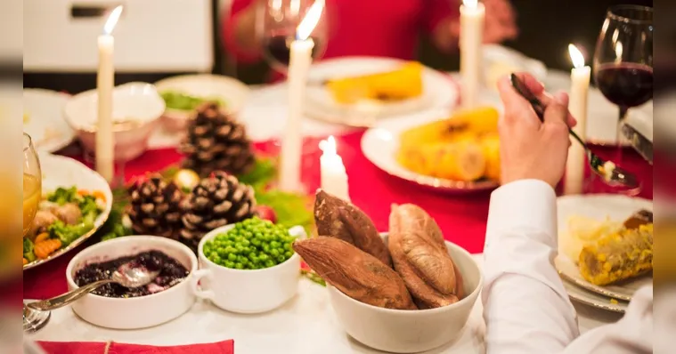 Imagem ilustrativa da notícia Dá para comer bem e ser saudável no Natal! Veja dicas