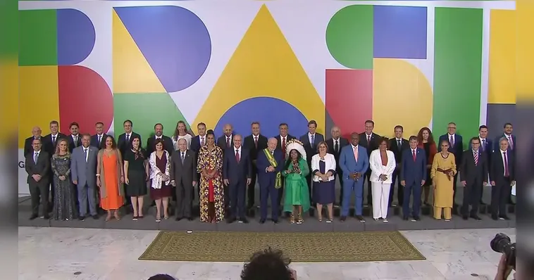 Imagem ilustrativa da notícia Jader Filho e ministros tomam posse no Planalto