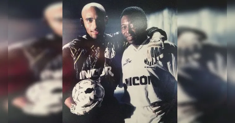 Imagem ilustrativa da notícia Edinho agradece apoio dos fãs após morte de Pelé: "gratidão"