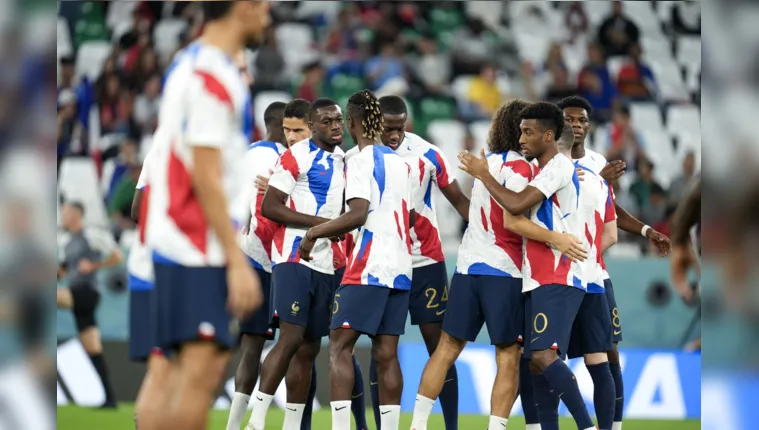 Imagem ilustrativa da notícia Vídeo: França volta aos treinos de olho na zebra da Copa