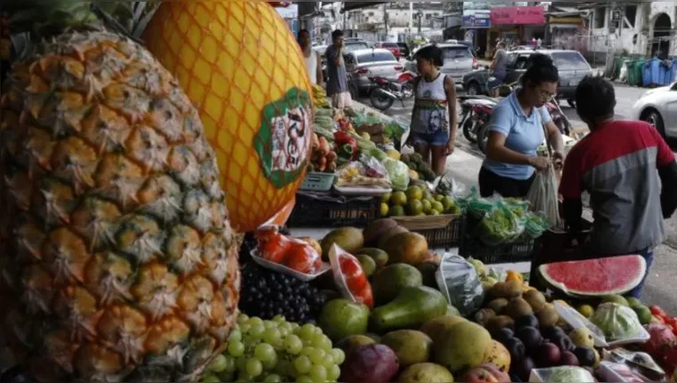 Imagem ilustrativa da notícia Frutas têm aumento de mais de 100% nas feiras de Belém