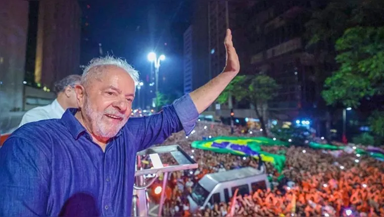 Imagem ilustrativa da notícia Lula chama para posse e pede que perdedores fiquem quietos