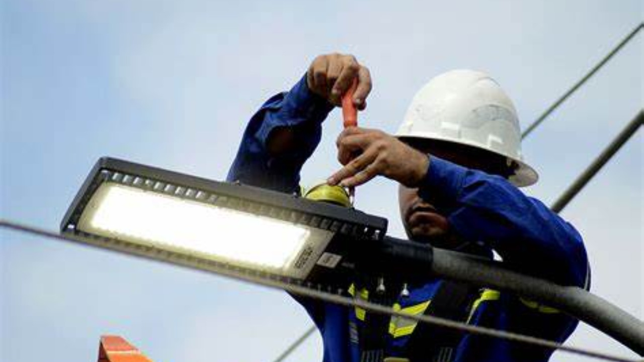 Aplicativo receberá reclamação sobre iluminação pública