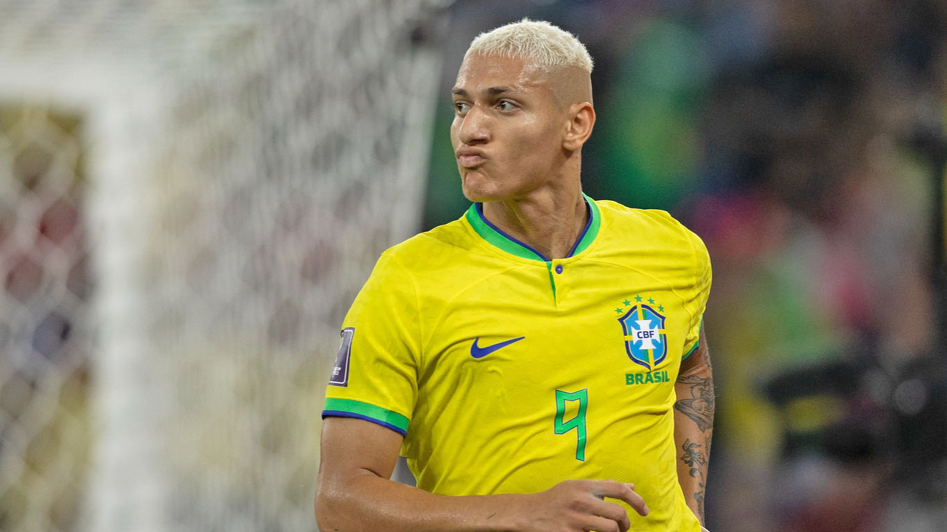 Amor pelo Brasil embala trajetória de Richarlison na Copa