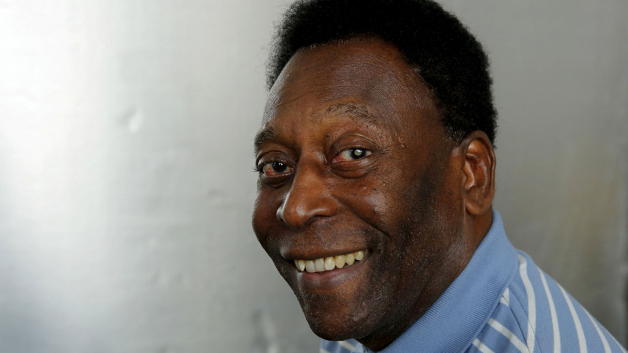 Segundo familiares, Pelé foi internado para exames de rotina.