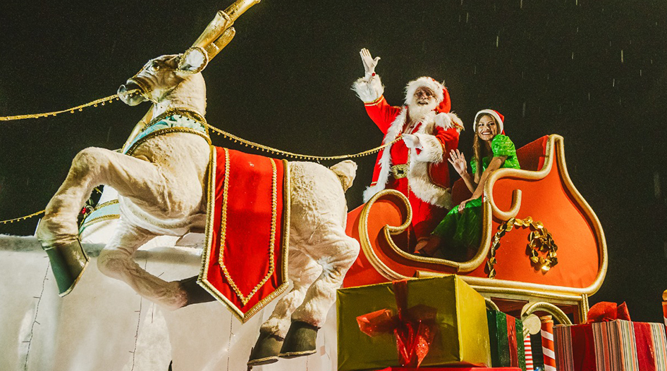 Parada Natalina aconteceu no novo Completo Turístico de Parauapebas