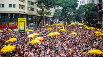 Com o céu claro no início da tarde, o paulistano que resolveu botar a cara no sol.
