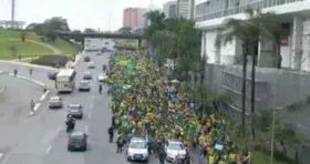 Criminosos invadiram o Congresso Nacional.