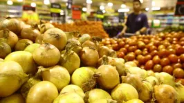 O preço da cebola teve uma diminuição de pelo menos 20% em todas as Ceasas analisadas.