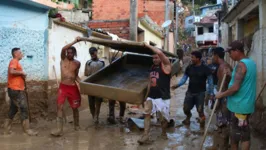 Foram identificados 47 corpos e liberados para o sepultamento: 16 homens adultos, 16 mulheres adultas e 15 crianças.