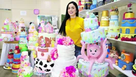 Rayssa Marsola oferece bolos para enfeites prontos ou com modelos encomendados