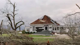 Tornados, chuvas e nevascas assolam estados americanos